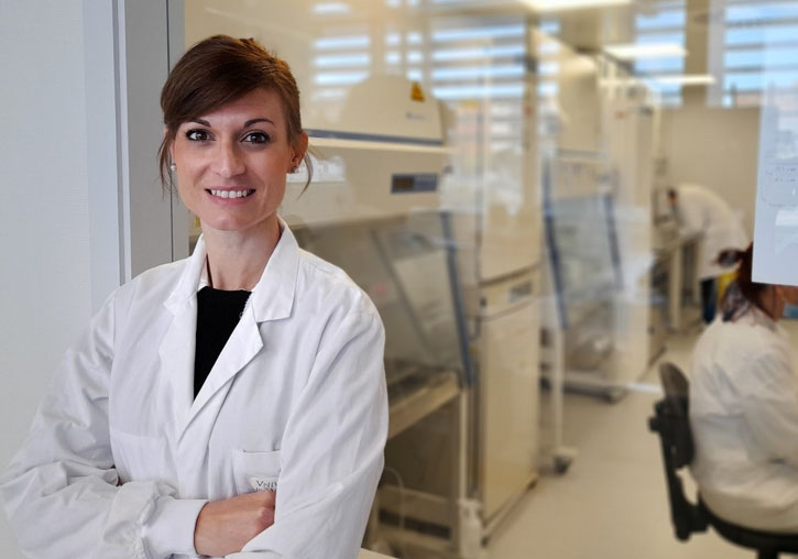 La investigadora Pilar Domingo-Calap, coordinadora del taller “Cazadores de virus”.